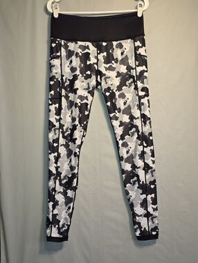 Constantly Varied Gear Reverse Camo size Medium